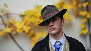 Pedro Elias Garzon kleidet sich gerne «klassisch», wie er in einem Interview dem «Spiegel» sagt. Pedro Elias Garzon kleidet sich gerne «klassisch», wie er in einem Interview dem «Spiegel» sagt.