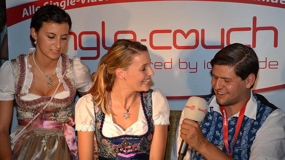 Die Single- und Liebes-Couch am Samstag, 9.. August. (Foto: Raphaela Landherr)