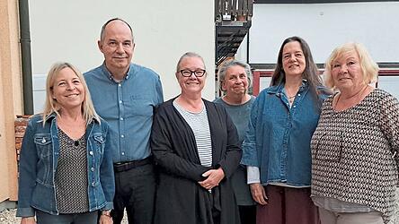 Gewählt wurden für die nächsten vier Jahre (v.l.): Susanne Langer (Schriftführerin), Holger Leopold (Beisitzer), Bärbel Oberhagemann (Beisitzerin), Angelika Horner (zweite Vorsitzende), Jutta Basting (Kassiererin) und Silvia Dietrich (Vorsitzende). Gewählt wurden für die nächsten vier Jahre (v.l.): Susanne Langer (Schriftführerin), Holger Leopold (Beisitzer), Bärbel Oberhagemann (Beisitzerin), Angelika Horner (zweite Vorsitzende), Jutta Basting (Kassiererin) und Silvia Dietrich (Vorsitzende).