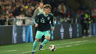 Dynamisch am Ball: Deb&uuml;tant Lennart Karl.