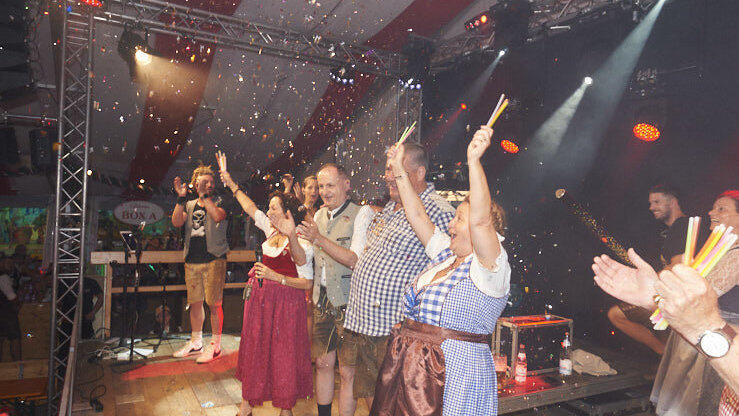 Die Partybilder vom Freitag, 15. August, aus dem Festzelt Lechner. Die Partybilder vom Freitag, 15. August, aus dem Festzelt Lechner.