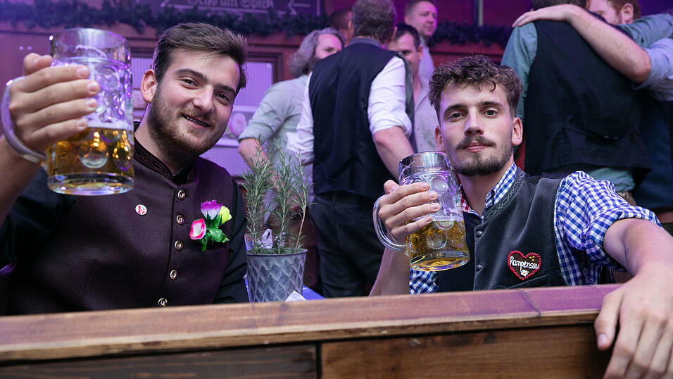 Die Partybilder vom Mittwoch, 13. August, aus dem Festzelt Wenisch. Die Partybilder vom Mittwoch, 13. August, aus dem Festzelt Wenisch.