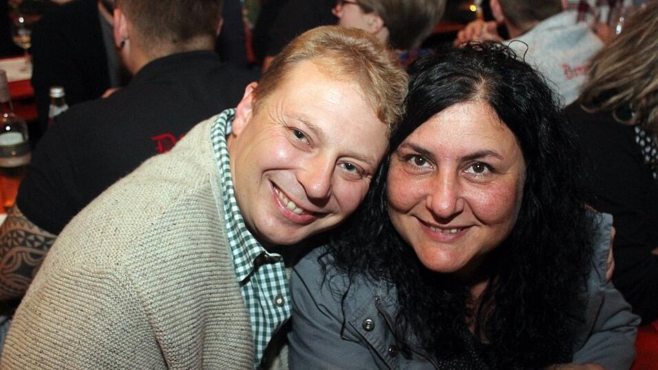 Die besten Bilder vom Wein- und Wei&szlig;bierfest des Burschenvereins Arth und der M&auml;dchengruppe.
