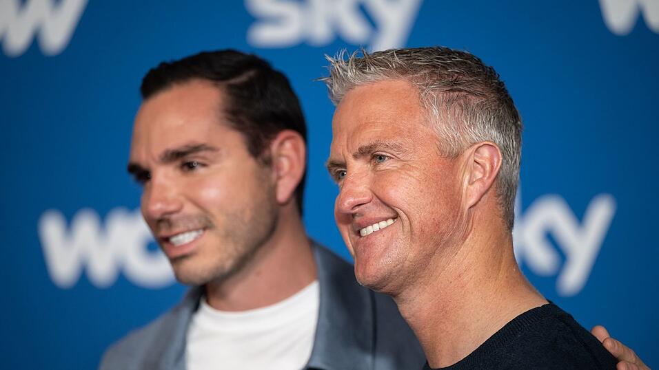 &laquo;Es ist auf der einen Seite etwas sehr Privates, aber auf der anderen Seite auch etwas ganz Normales&raquo;, sagte Schumacher bei der Vorstellung der Serie, die Einblick in das Leben mit seinem Partner &Eacute;tienne Bousquet-Cassagne gibt.