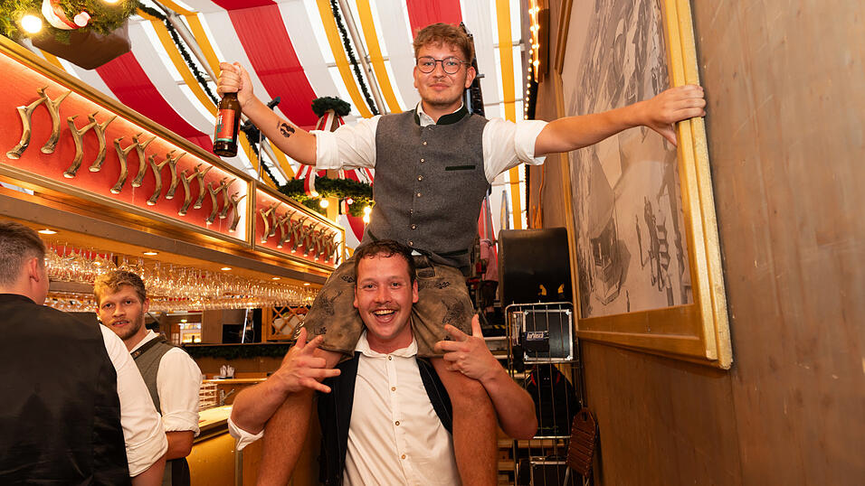 Die Partybilder vom Mittwoch, 14. August 2024, aus dem Festzelt Kr&ouml;nner.