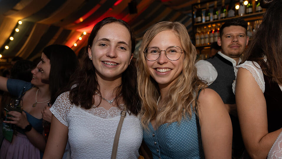 Die Partybilder vom Freitag, 11. August 2023, aus dem Festzelt Wenisch. Die Partybilder vom Freitag, 11. August 2023, aus dem Festzelt Wenisch.