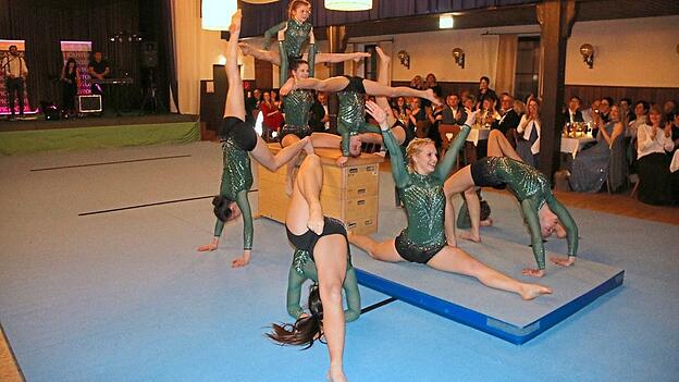 Die TV-M&auml;dels zeigen ihr K&ouml;nnen.