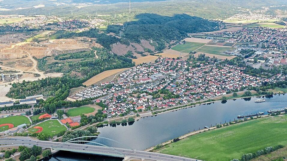 Schwabelweis liegt idyllisch an der Donau.