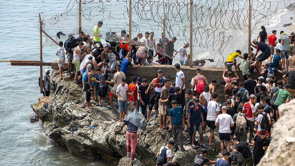 Ceuta ist kleiner als der Frankfurter Flughafen.