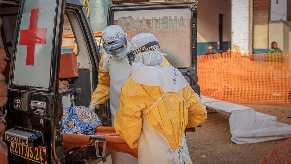 Mit mehr als 5.000 best&auml;tigten F&auml;llen nimmt der Ebola-Ausbruch im Kongo immer bedrohlichere Ausma&szlig;e an. (Archivbild)
