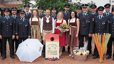 Der Festausschuss der Freiwilligen Feuerwehr Frauenbiburg freut sich über die Zusage des Schirmherrn.