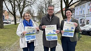 Christine Daniels, B&uuml;rgermeister Hans Schmalhofer und und Alexandra Schoger-Ohnweiler (v. l.) freuen sich auf den Fastemarkt.