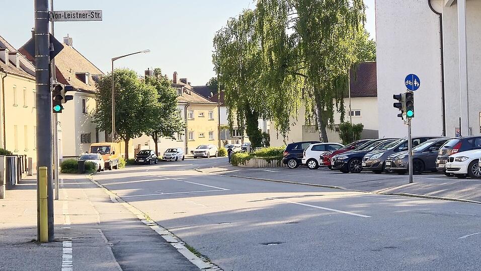 Auch die künftigen Entsiegelungsmaßnahmen an der Rennbahnstraße profitieren vom Fördergeld aus dem Bundesumweltministerium.