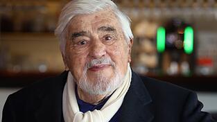 Mario Adorf hat heute Geburtstag. Er wird 95 Jahre alt. (Archivfoto)