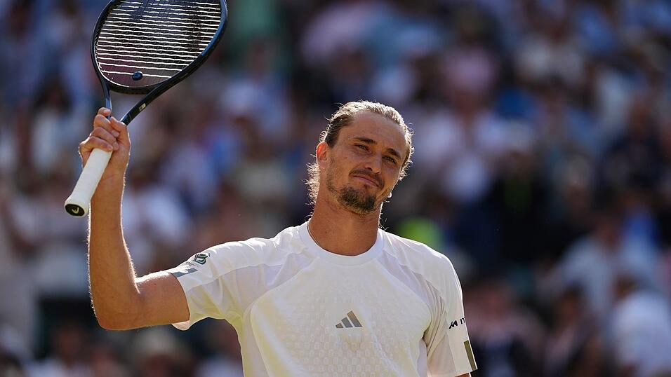 Nach seinem Vier-Satz-Sieg über den starken Tschechen Jiri Lehecka war Zverev erleichtert. Nach seinem Vier-Satz-Sieg über den starken Tschechen Jiri Lehecka war Zverev erleichtert.