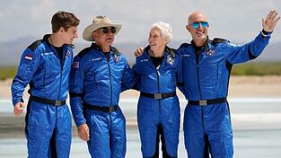 2021 flog Wally Funk mit Blue Origin ins Weltall und schrieb Geschichte. (Archivbild) 2021 flog Wally Funk mit Blue Origin ins Weltall und schrieb Geschichte. (Archivbild)