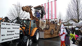 Die Wikinger aus Perwolfing retten mit ihrem riesigen Schiff Gr&ouml;nland.