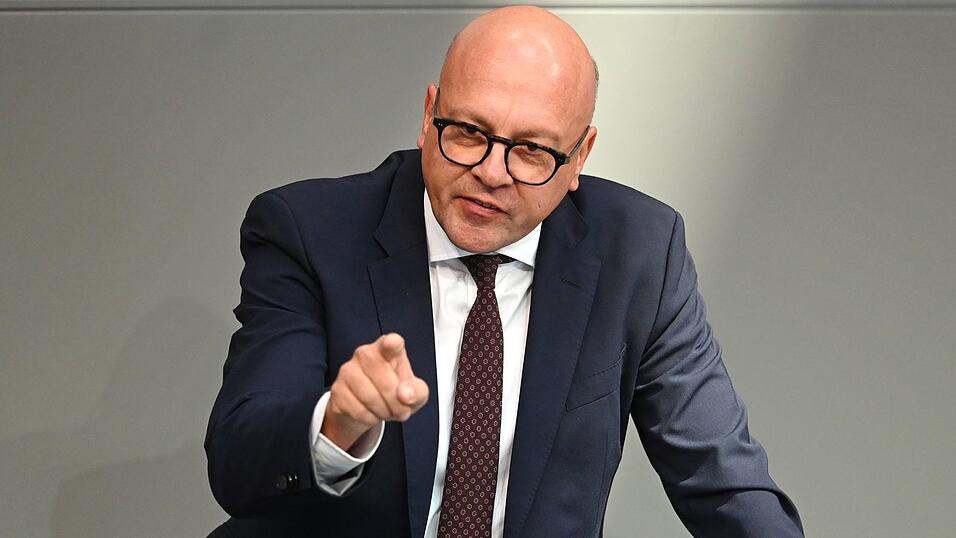 Der Unionspolitiker Alexander Throm spricht sich f&uuml;r Versch&auml;rfungen im Einb&uuml;rgerungsrecht aus. (Archivbild)