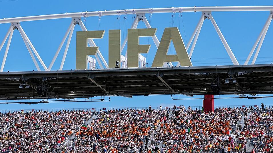 Ein FIFA-Logo bei WM in den USA, Mexiko und Kanada. (Archivbild) Ein FIFA-Logo bei WM in den USA, Mexiko und Kanada. (Archivbild)