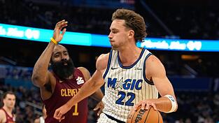 Franz Wagner verletzte sich gegen die Miami Heat. (Archivbild) Franz Wagner verletzte sich gegen die Miami Heat. (Archivbild)