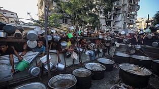 Laut des Welternährungsprogramms kamen Hilfesuchende in Gaza unter israelischen Beschuss.