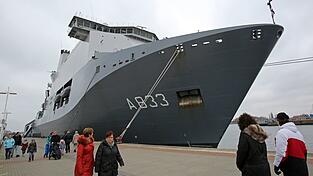 Ein Gericht hat nach dem Vorfall auf dem Marineschiff Strafen verhängt. (Symbolbild) Ein Gericht hat nach dem Vorfall auf dem Marineschiff Strafen verhängt. (Symbolbild)