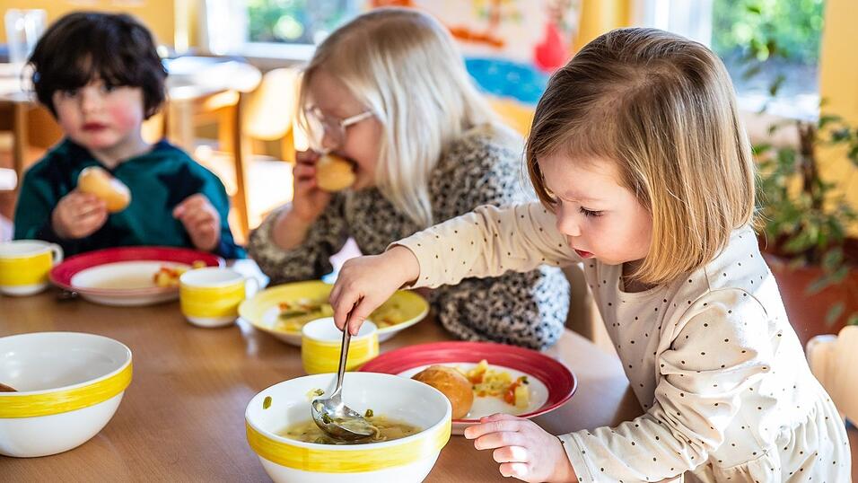 Hauptsache, es schmeckt: Sechs Kindertageseinrichtungen in städtischer Trägerschaft wechseln den Anbieter.