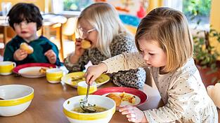Hauptsache, es schmeckt: Sechs Kindertageseinrichtungen in städtischer Trägerschaft wechseln den Anbieter.
