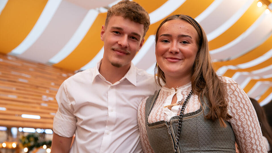 Die Partybilder vom Sonntag, 17. August, aus dem Festzelt Nothaft. Die Partybilder vom Sonntag, 17. August, aus dem Festzelt Nothaft.