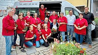 Auch ein neues Fahrzeug wurde im Rahmen der Jubiläumsfeier offiziell in Betrieb genommen.