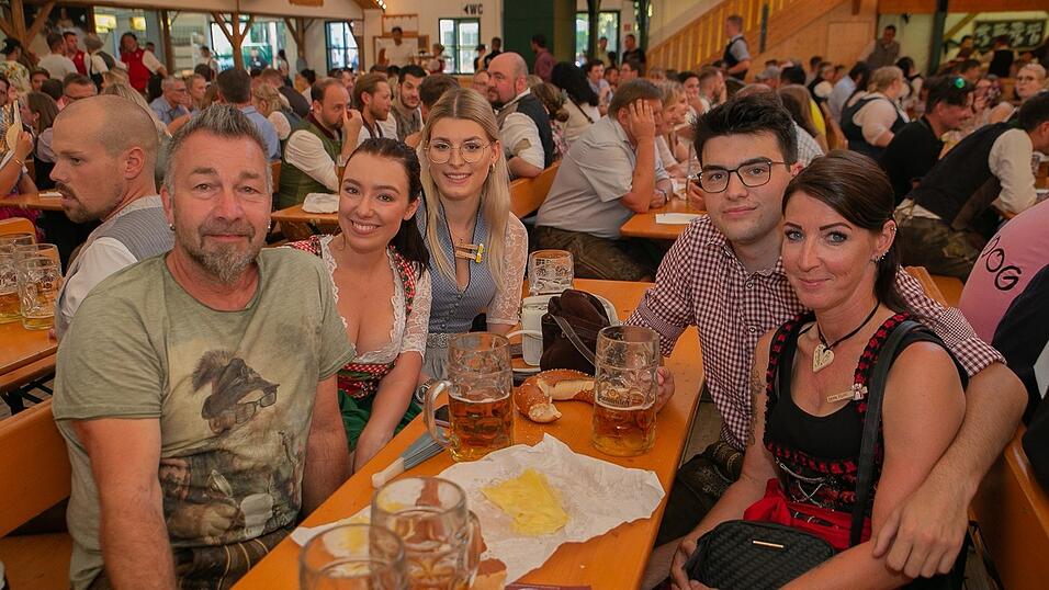 Die Partybilder von Montag, 15. August 2022, aus dem Festzelt Nothaft.