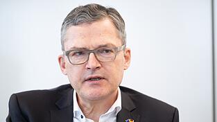 Der CDU-Außenpolitiker Roderich Kiesewetter (CDU) kritisiert gegenüber unserer Mediengruppe den Koalitionspartner SPD.