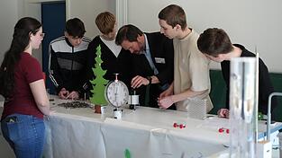 Es gab auch Physik-Experimente zu bestaunen.