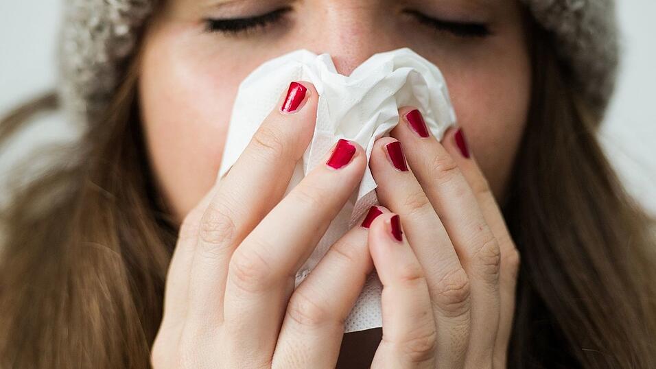 Erkältungskrankheiten führten 2024 in Bayern zu weniger Krankschreibungen. (Illustration) Erkältungskrankheiten führten 2024 in Bayern zu weniger Krankschreibungen. (Illustration)