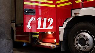 Die Feuerwehr lüftete das Gebäude, der Unterricht konnte trotzdem nicht weitergehen. (Symbolbild) Die Feuerwehr lüftete das Gebäude, der Unterricht konnte trotzdem nicht weitergehen. (Symbolbild)