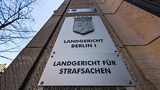 Ein Prozess um Steuerhinterziehung im großen Stil bei Mineralölgeschäften begann in Berlin. (Foto Illustration) Ein Prozess um Steuerhinterziehung im großen Stil bei Mineralölgeschäften begann in Berlin. (Foto Illustration)