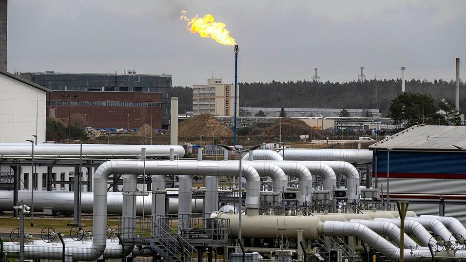 F&uuml;r gr&ouml;&szlig;ere Entfernungen sind Leitungen die sinnvollste Art, Wasserstoff zu transportieren. (Archivbild)
