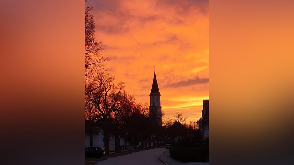Brennender Himmel &uuml;ber Ergolding