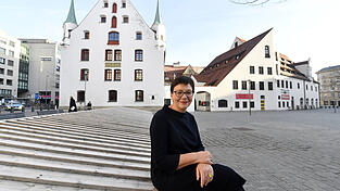 Die Kunsthistorikerin und Volkskundlerin Frauke von der Haar, Jahrgang 1960, aus dem M&uuml;nsterland war von 2004 bis 2008 Konservatorin im Verkehrsmuseum des Deutschen Museums. Bis zum Wechsel ans M&uuml;nchner Stadtmuseum hat sie das Bremer Focke-Museum f&uuml;r Kunst- und Kulturgeschichte geleitet