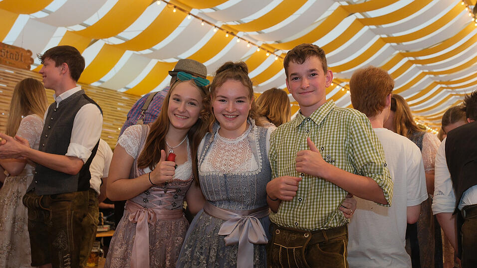 Die Partybilder vom Mittwoch, 16. August 2023, aus dem Festzelt Nothaft. Die Partybilder vom Mittwoch, 16. August 2023, aus dem Festzelt Nothaft.