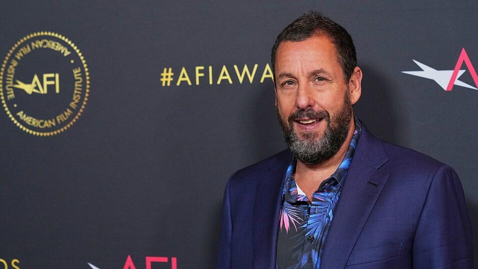 Schauspieler Adam Sandler führte durch die Zeremonie. (Archivbild) Schauspieler Adam Sandler führte durch die Zeremonie. (Archivbild)