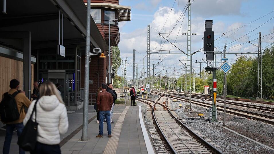 Zwischen Hamburg und Schwerin ist der Verkehr schon freigegeben. (Archivbild.)