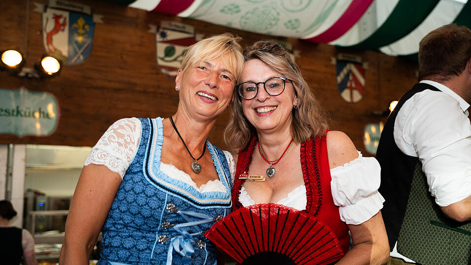 Die Partybilder vom Freitag, 14. August, aus dem Festzelt Weckmann. Die Partybilder vom Freitag, 14. August, aus dem Festzelt Weckmann.