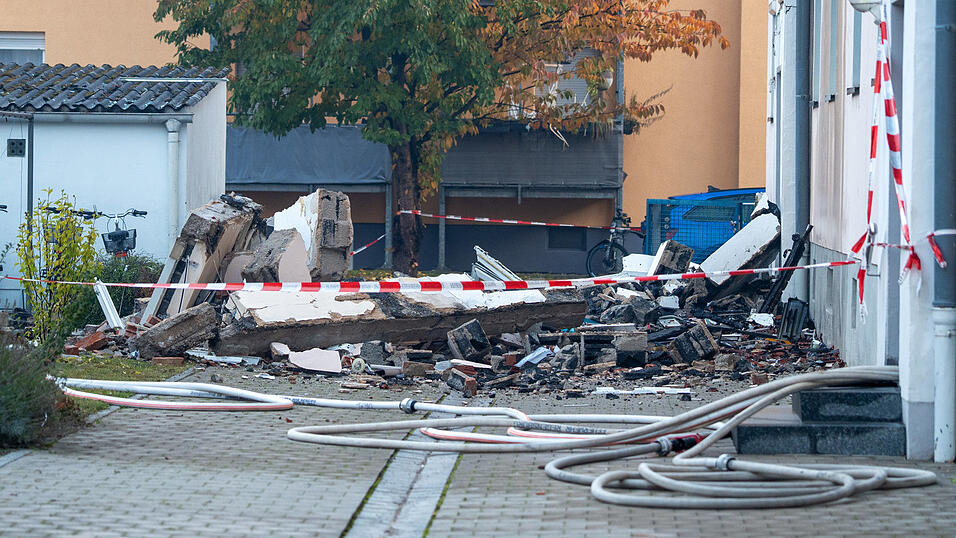 Die Fassade des Hauses wurde schwer besch&auml;digt.