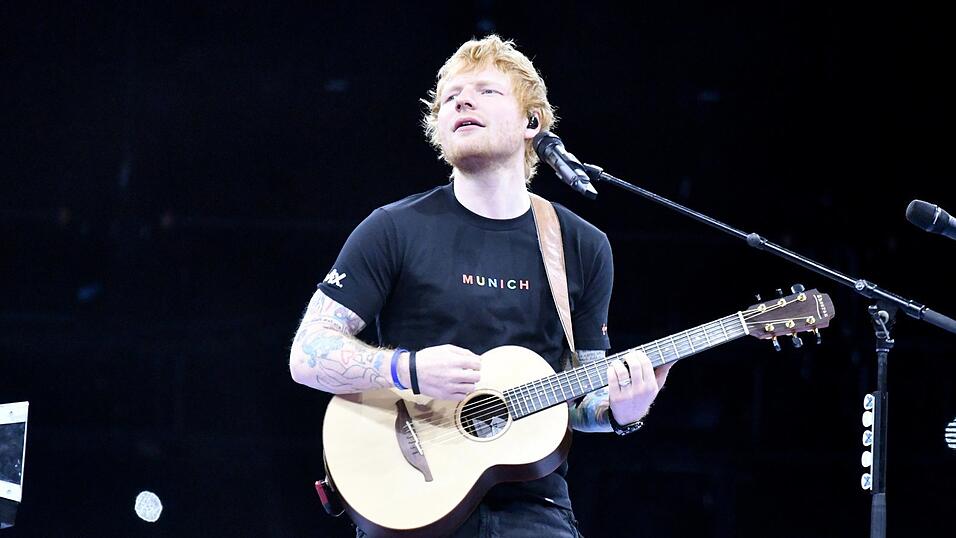 Im 'Munich'-T-Shirt: Ed Sheeran im Olympiastadion Im 'Munich'-T-Shirt: Ed Sheeran im Olympiastadion