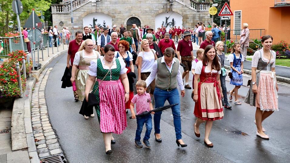 Die schönsten Augenblicke vom Auftakt des Drachenstichfestes am Samstagnachmittag in Furth im Wald. Die schönsten Augenblicke vom Auftakt des Drachenstichfestes am Samstagnachmittag in Furth im Wald.