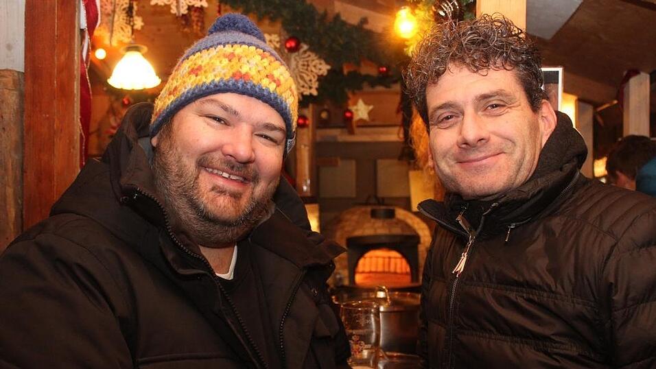 In Landshut lockten am Wochenende der Kunsthandwerkermarkt und die H&uuml;ttengaudi zahlreiche Besucher an.