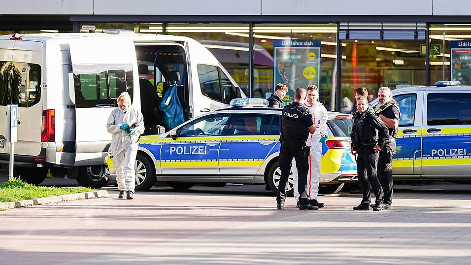 In einem Ratzeburger Supermarkt ist nach Polizeiangaben eine Frau get&ouml;tet worden.