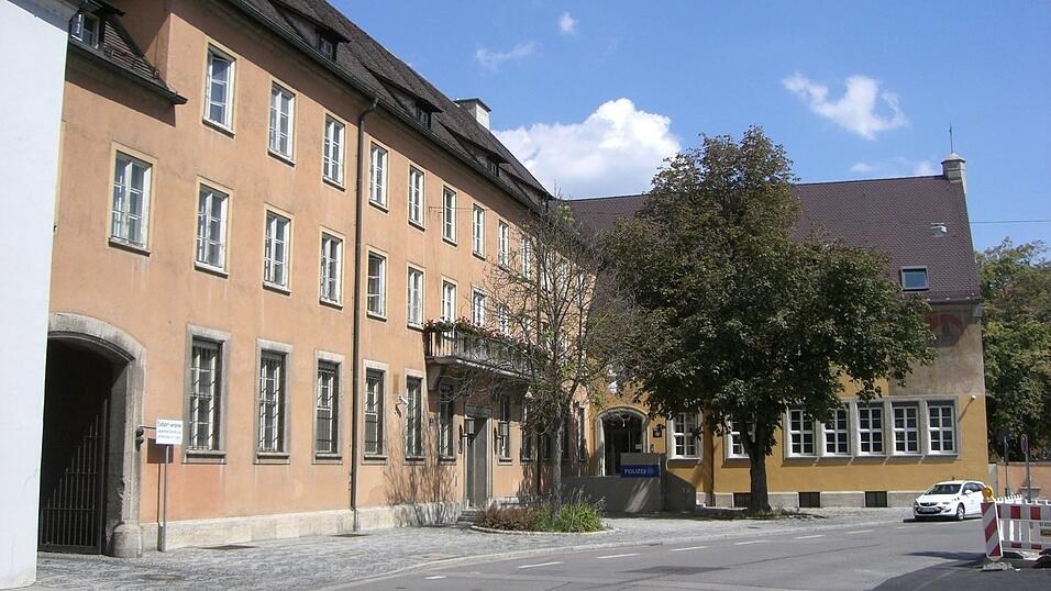 Hier finden Sie aktuelle Meldungen der PI Regensburg Süd Hier finden Sie aktuelle Meldungen der PI Regensburg Süd