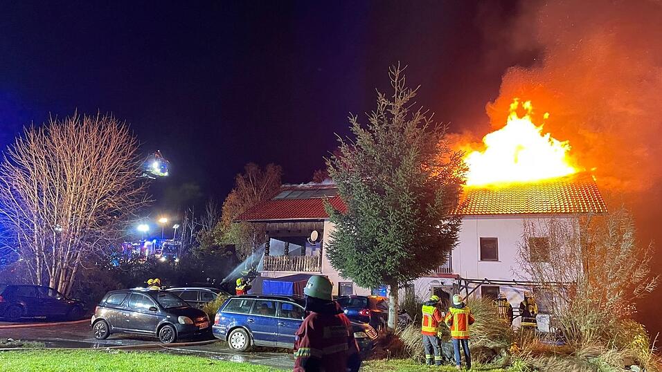 Mehrere Feuerwehren waren im Einsatz.